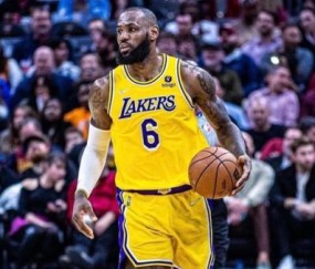 詹皇or00后小将 谁会成为NBA历史上最后一位6号？