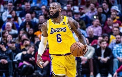 詹皇or00后小将 谁会成为NBA历史上最后一位6号？