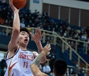 电竞比分-余嘉豪首秀即有惊艳发挥 2021不愧为CBA新秀大年