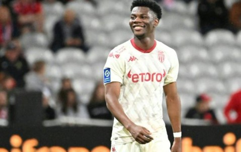 极速电竞app-【观察】8连胜垂直起飞 摩纳哥换对主帅成功自救