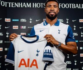 极速电竞比分网-胡桑诺夫搭档加盟热刺，2025冬窗门德斯成最大赢家