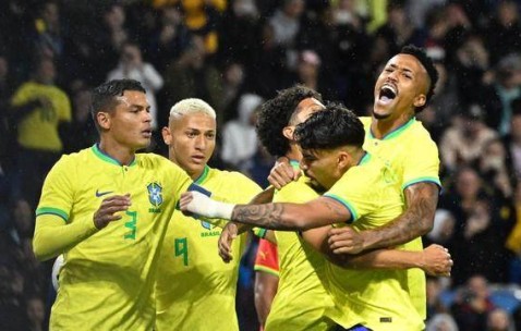 电竞比分-5大攻击手联袂 内少2次连线鸽子 巴西3比0赢加纳